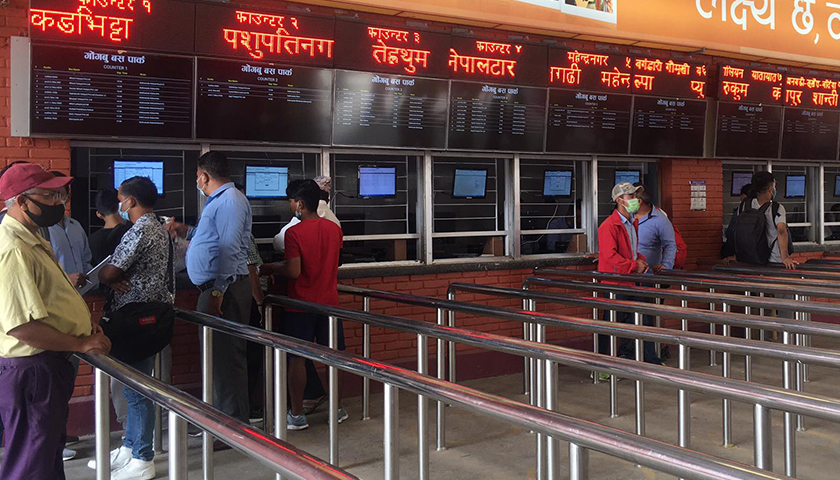 अग्रिम टिकट बुकिङका लागि नयाँ बसपार्कमा टिकट काउन्टर थप